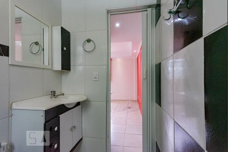Apartamento à venda com 57m², 2 quartos e 1 vaga Apartamento à venda com 57m², 2 quartos e 1 vagaBanheiro