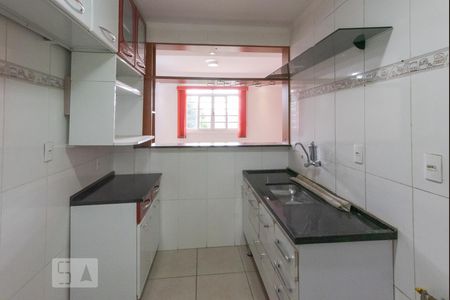 Apartamento à venda com 57m², 2 quartos e 1 vaga Apartamento à venda com 57m², 2 quartos e 1 vagaCozinha - Armários