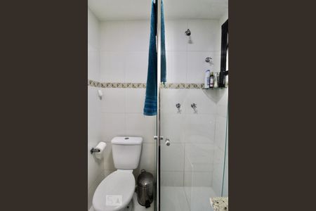 Apartamento à venda com 168m², 3 quartos e 1 vaga Apartamento à venda com 168m², 3 quartos e 1 vagaBanheiro