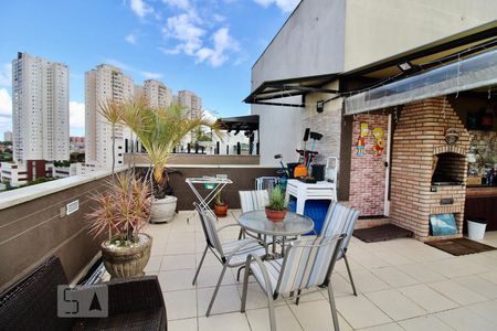 Apartamento à venda com 168m², 3 quartos e 1 vaga Apartamento à venda com 168m², 3 quartos e 1 vagaCobertura - Lavanderia