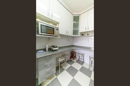 Apartamento à venda com 92m², 3 quartos e 2 vagasCozinha - Armários