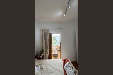 Quarto 1 de casa para alugar com 2 quartos, 85m² em Vila Bastos, Santo André
