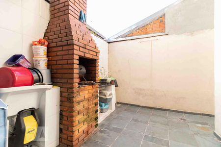 Casa à venda com 152m², 3 quartos e 2 vagas Casa à venda com 152m², 3 quartos e 2 vagasChurrasqueira