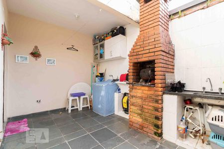 Casa à venda com 152m², 3 quartos e 2 vagas Casa à venda com 152m², 3 quartos e 2 vagasÁrea de Serviço - Churrasqueira