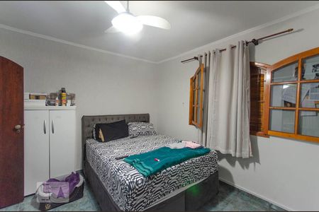 Casa à venda com 200m², 4 quartos e 2 vagas Casa à venda com 200m², 4 quartos e 2 vagasQuarto 3