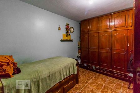 Casa à venda com 250m², 6 quartos e 2 vagas Casa à venda com 250m², 6 quartos e 2 vagasQuarto 3