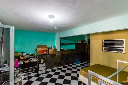 Casa à venda com 250m², 6 quartos e 2 vagas Casa à venda com 250m², 6 quartos e 2 vagasQuarto