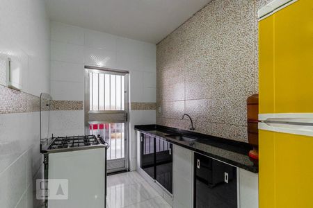 Casa à venda com 250m², 6 quartos e 2 vagas Casa à venda com 250m², 6 quartos e 2 vagasCozinha