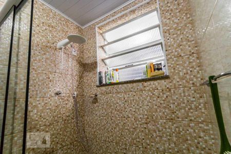 Casa à venda com 250m², 6 quartos e 2 vagas Casa à venda com 250m², 6 quartos e 2 vagasBanheiro