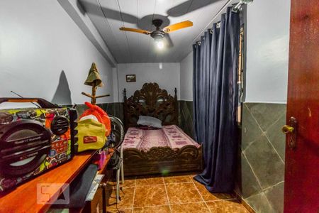 Casa à venda com 250m², 6 quartos e 2 vagas Casa à venda com 250m², 6 quartos e 2 vagasQuarto 2