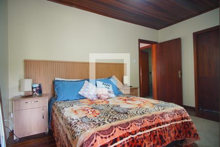 Casa à venda com 300m², 3 quartos e 3 vagasQuarto 1 - Suíte