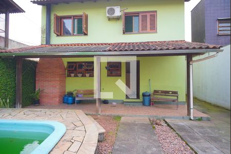 Casa à venda com 300m², 3 quartos e 3 vagasFachada - Fundos