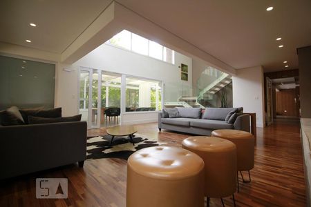 Studio para alugar com 35m², 1 quarto e 1 vagaCondomínio - Salão de Festa