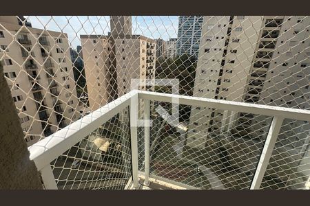 Sacada de apartamento para alugar com 2 quartos, 65m² em Alphaville Industrial, Barueri