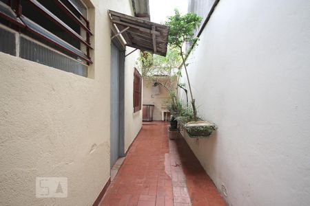 Casa à venda com 208m², 4 quartos e 2 vagasCorredor casa 2