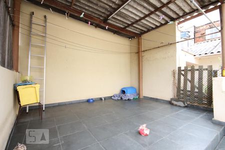 Casa à venda com 208m², 4 quartos e 2 vagasquintal fundos