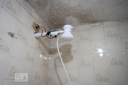 Casa à venda com 208m², 4 quartos e 2 vagasBanheiro casa 2