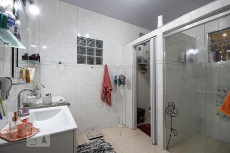 Casa à venda com 208m², 4 quartos e 2 vagasBanheiro
