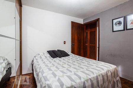 Quarto 1 de apartamento para alugar com 2 quartos, 56m² em Jardim Alvorada, Santo André