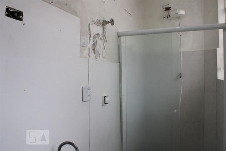 Casa à venda com 100m², 4 quartos e 1 vagaBanheiro da suíte