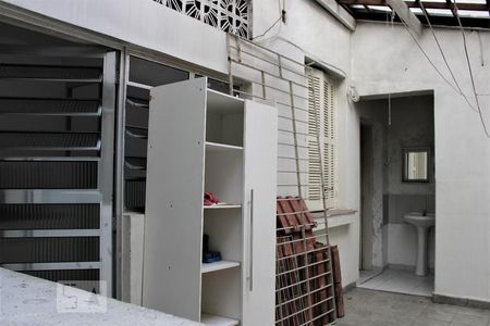 Casa à venda com 100m², 4 quartos e 1 vagaQuintal