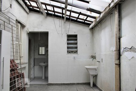 Casa à venda com 100m², 4 quartos e 1 vagaQuintal