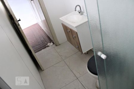 Casa à venda com 100m², 4 quartos e 1 vagaBanheiro da suíte