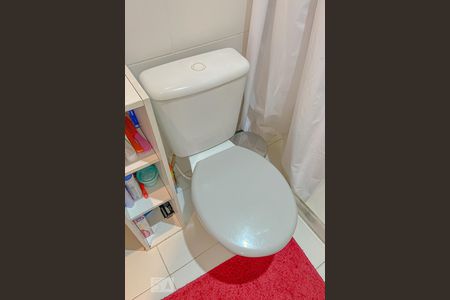 Apartamento à venda com 49m², 2 quartos e 1 vaga Apartamento à venda com 49m², 2 quartos e 1 vagaBanheiro