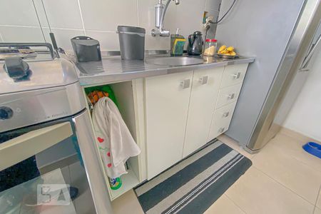 Apartamento à venda com 49m², 2 quartos e 1 vaga Apartamento à venda com 49m², 2 quartos e 1 vagaCozinha