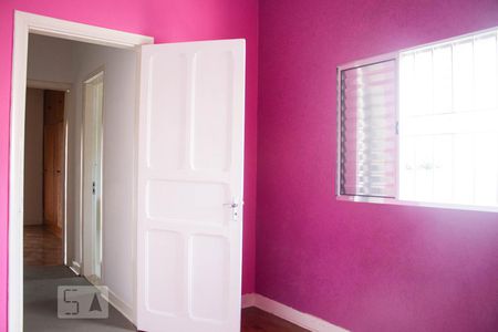 Casa à venda com 205m², 5 quartos e 6 vagas Casa à venda com 205m², 5 quartos e 6 vagasQuarto 2