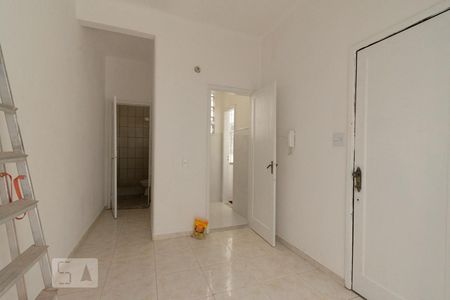 KITNET de kitnet/studio para alugar com 1 quarto, 43m² em Santa Rosa, Niterói