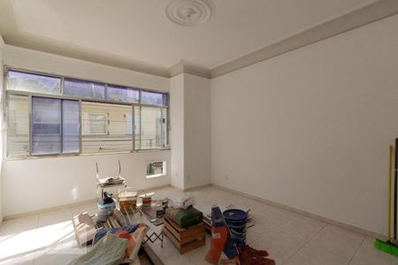 KITNET de kitnet/studio para alugar com 1 quarto, 43m² em Santa Rosa, Niterói