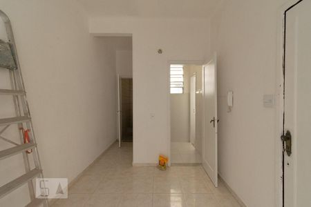 KITNET de kitnet/studio para alugar com 1 quarto, 43m² em Santa Rosa, Niterói