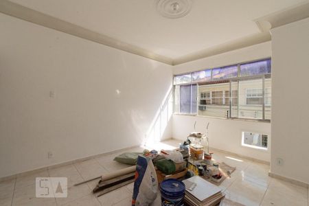 KITNET de kitnet/studio para alugar com 1 quarto, 43m² em Santa Rosa, Niterói