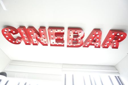 Apartamento à venda com 12m², 1 quarto e sem vagaCinebar