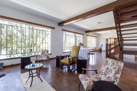 Casa à venda com 600m², 3 quartos e 7 vagas Casa à venda com 600m², 3 quartos e 7 vagasSala 2