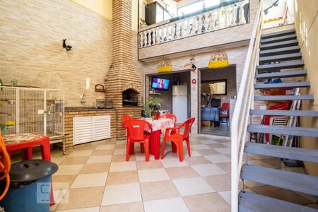 Casa à venda com 230m², 3 quartos e 4 vagasQuintal