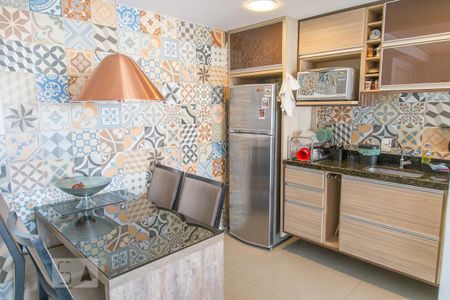 Apartamento para alugar com 73m², 2 quartos e 1 vagaCozinha