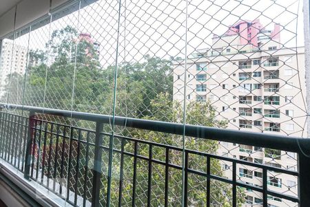 Vista de apartamento à venda com 3 quartos, 70m² em Vila Suzana, São Paulo