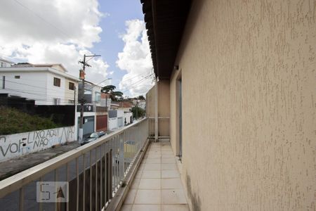 Casa à venda com 200m², 4 quartos e 2 vagas Casa à venda com 200m², 4 quartos e 2 vagasVaranda - Suíte 1 e 2