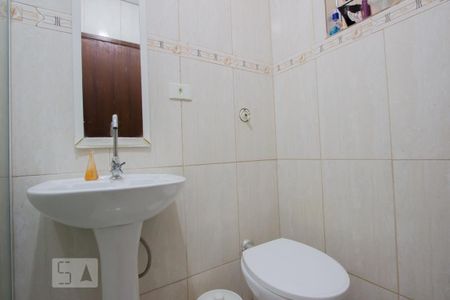 Casa à venda com 200m², 4 quartos e 2 vagas Casa à venda com 200m², 4 quartos e 2 vagasBanheiro da Suíte 2