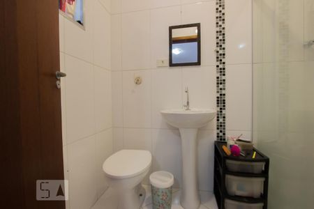 Casa à venda com 200m², 4 quartos e 2 vagas Casa à venda com 200m², 4 quartos e 2 vagasBanheiro da Suíte 1