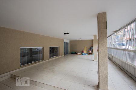 Casa à venda com 200m², 4 quartos e 2 vagas Casa à venda com 200m², 4 quartos e 2 vagasGaragem
