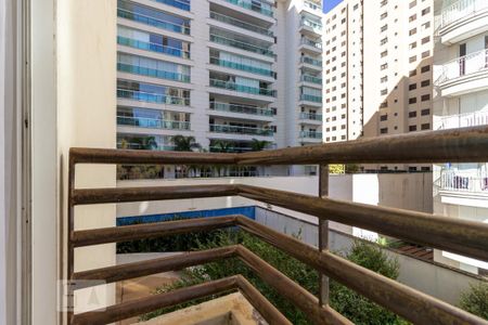 varanda de apartamento para alugar com 1 quarto, 75m² em Alphaville Industrial, Barueri
