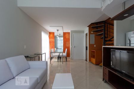 Sala de apartamento para alugar com 1 quarto, 75m² em Alphaville Industrial, Barueri