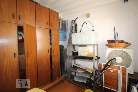 Casa à venda com 310m², 5 quartos e 2 vagasQuarto de serviço