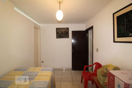 Casa à venda com 310m², 5 quartos e 2 vagasQuarto 4