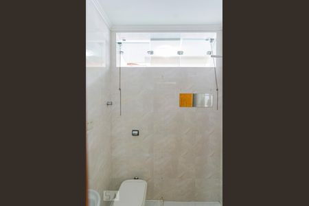 Casa à venda com 300m², 3 quartos e 2 vagas Casa à venda com 300m², 3 quartos e 2 vagasBanheiro