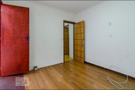 Casa à venda com 300m², 3 quartos e 2 vagas Casa à venda com 300m², 3 quartos e 2 vagasSuíte 2