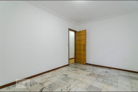 Casa à venda com 300m², 3 quartos e 2 vagas Casa à venda com 300m², 3 quartos e 2 vagasSala 2